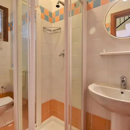 Solmare-56 By Interhome * Rosapineta